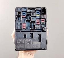 Nissan VERSA / VERSA NOTE Unité De Contrôle - Ipdm Moteur OE 284B7 1HR3A