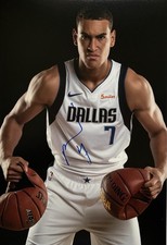 Dwight Powell signiert Basketball NBA Foto Dallas Autogramm signed (30)