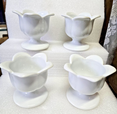Vintage Xcell White Ceramic Tulip Design Set of 4 Petal Cups