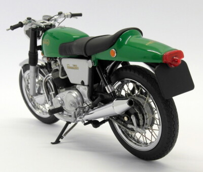 Minichamps 1/12 Scale 122 132000 Norton Commando 750