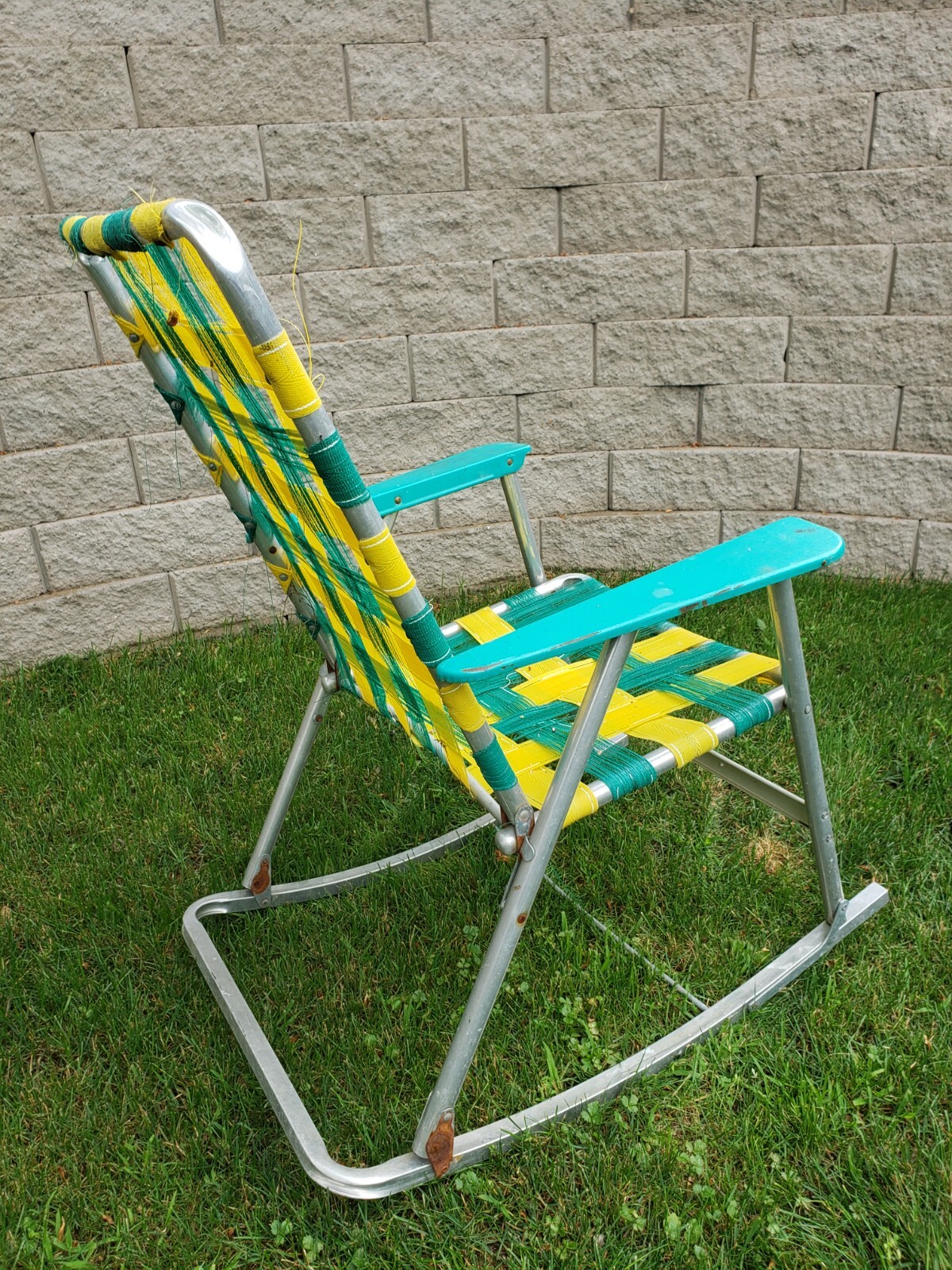 Early Vintage Aluminum Webbed Folding Rocking Lawn Chair Green Arms VTG ...