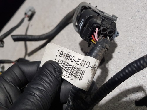 2015 Kia Soul mk2 EV Electric Rear Parking Sensors Loom 91890-e4210-r - Picture 6 of 8