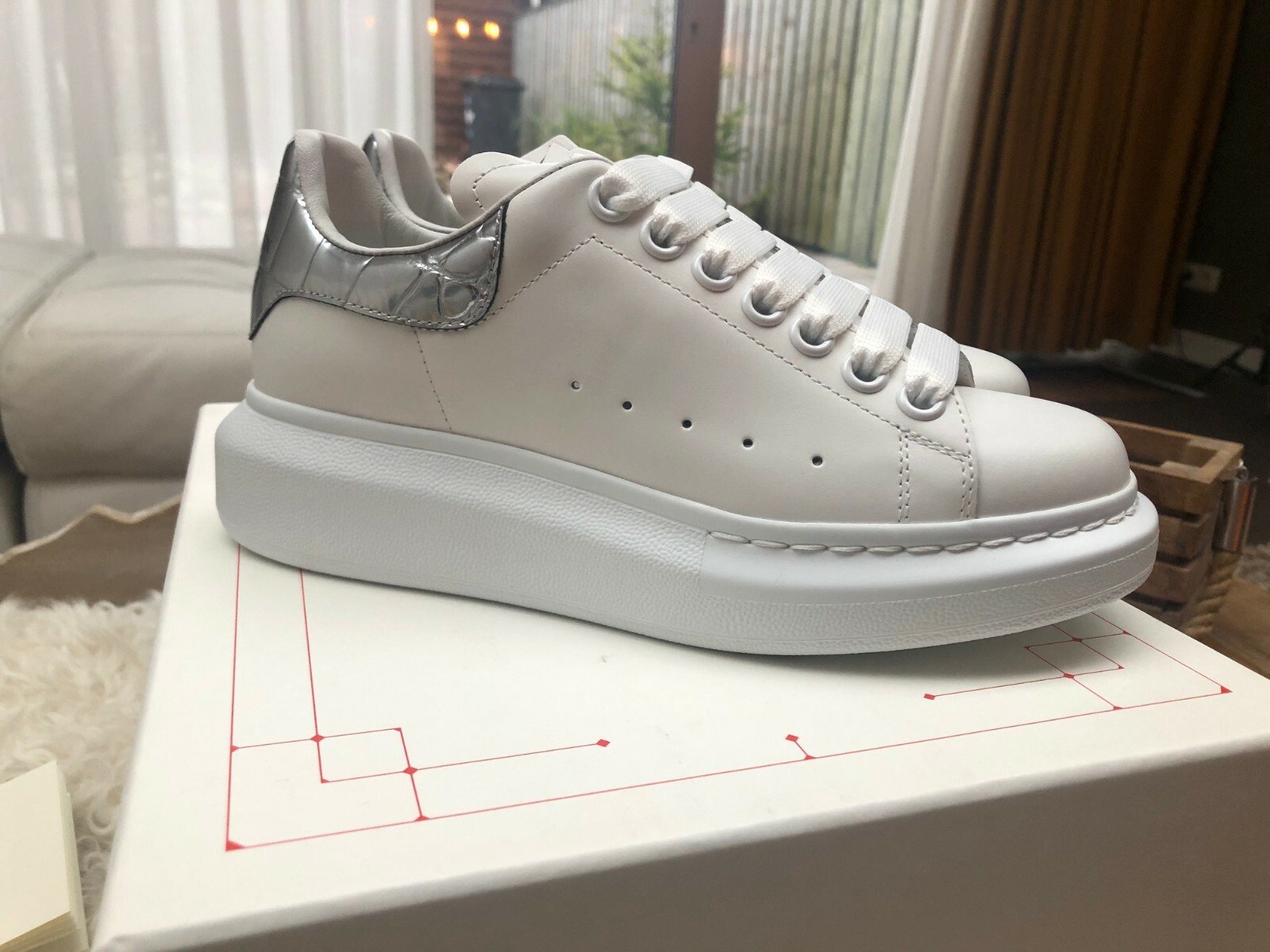 Alexander McQueen Oversized White And 
