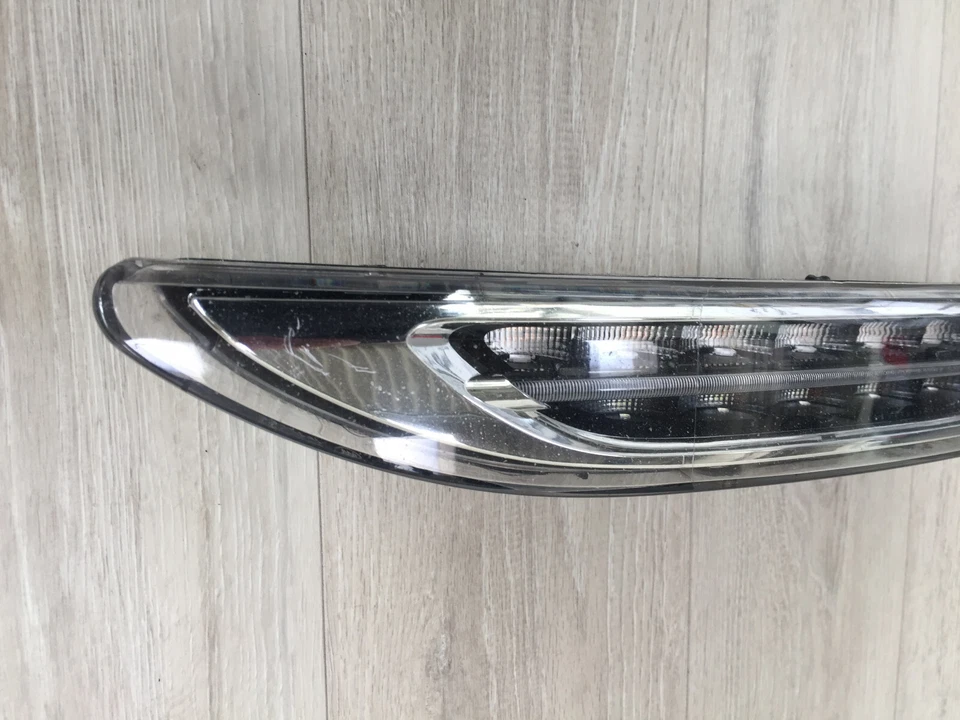 Porsche Cayenne 958 Bugleuchte Tagfahrlicht Leuchteinheit rechts 10-14 Kratzer - Bild 2 von 4