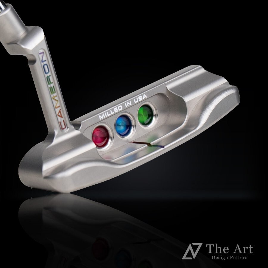 SCOTTY CAMERON 2023 SUPER SELECT NEWPORT HAPPY DOG M RAINBOW 34in