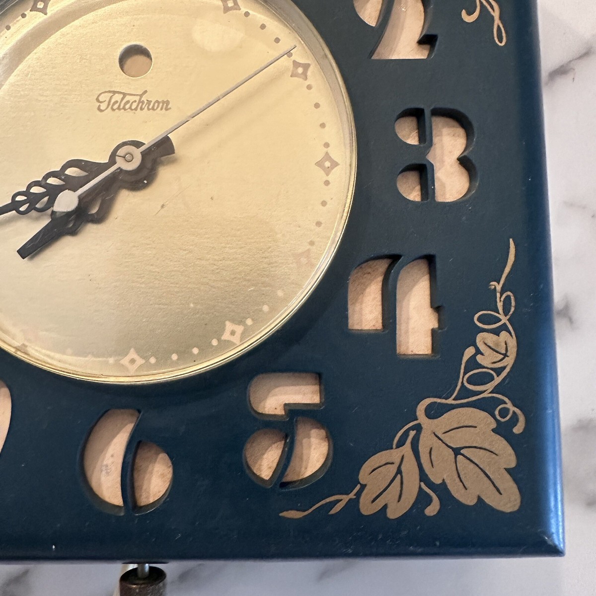 Vintage GE Telechron 2H49 Kitchen Wall Clock Working Condition Mid