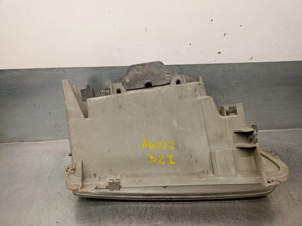 7701036031 LINKER SCHEINWERFER / 7701036031 / 5223583 FÜR RENAULT 19 I B/C53_ - Bild 4 von 4