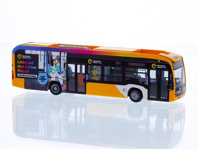 Rietze 75572 - 1/87 MB ECITARO Lübeck City Utilities - Love At First Stop