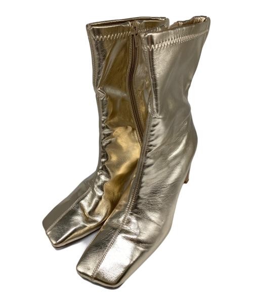 Ameri                    DIAGONAL TOE BOOTS gold - image 1