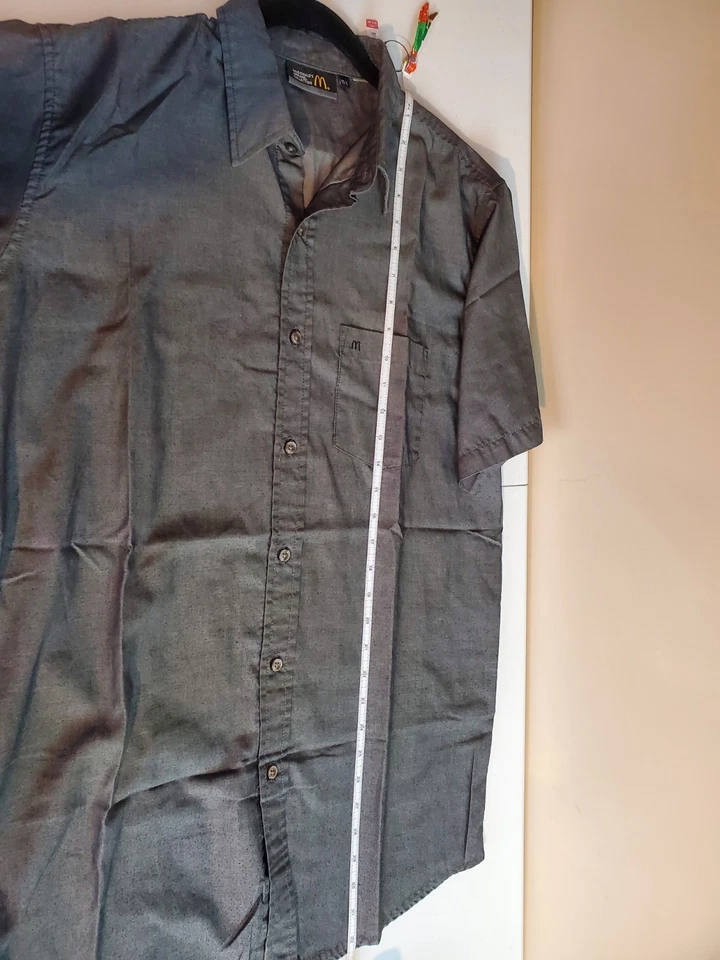 Camisa de empleado de manga corta McDonald’s Apparel Collection para hombre talla 15 1/2 M Foto 3 de 4