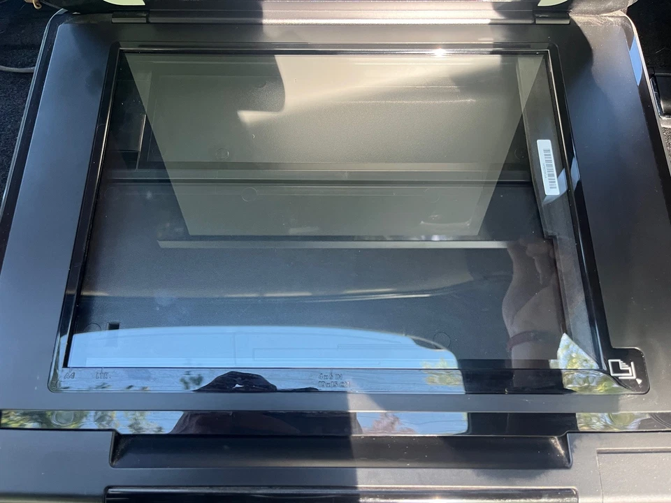 HP Envy 110 E-All-in-One Printer D411 Model SNPRH-1101 *Printing not tested* - Image 4 of 4