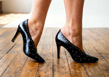 Vintage J. Renee Eggplant leather pumps pointed toe gold studs 8.5