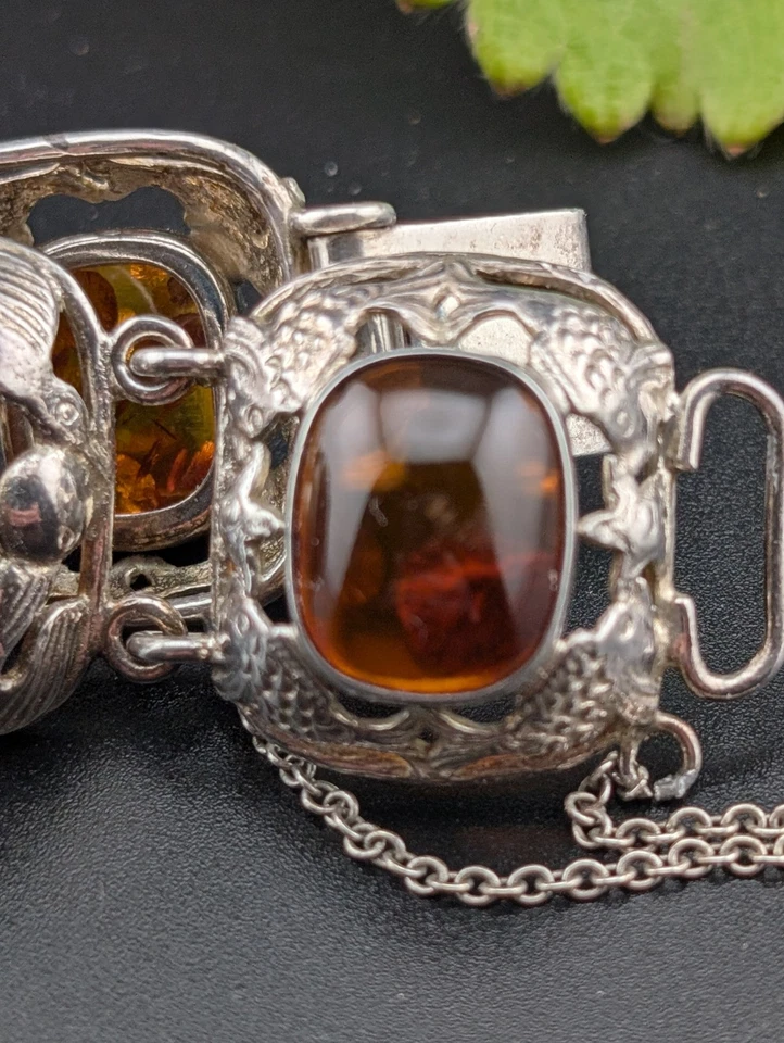 Fischland Armband Bernstein - Cabochons 835 Silber mit Seetieren 7 Glieder alt - Bild 2 von 4