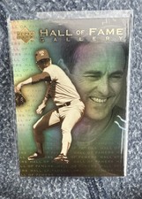 2001 Upper Deck Hall of Famers - Hall of Fame Gallery Nolan Ryan #G10