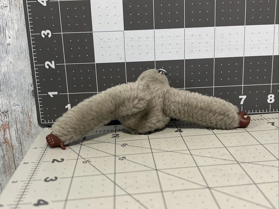 Kipling Nathan Gorila Chupar Pulgar Bolso de Peluche Dije Llavero Llavero Gris Foto 4 de 4