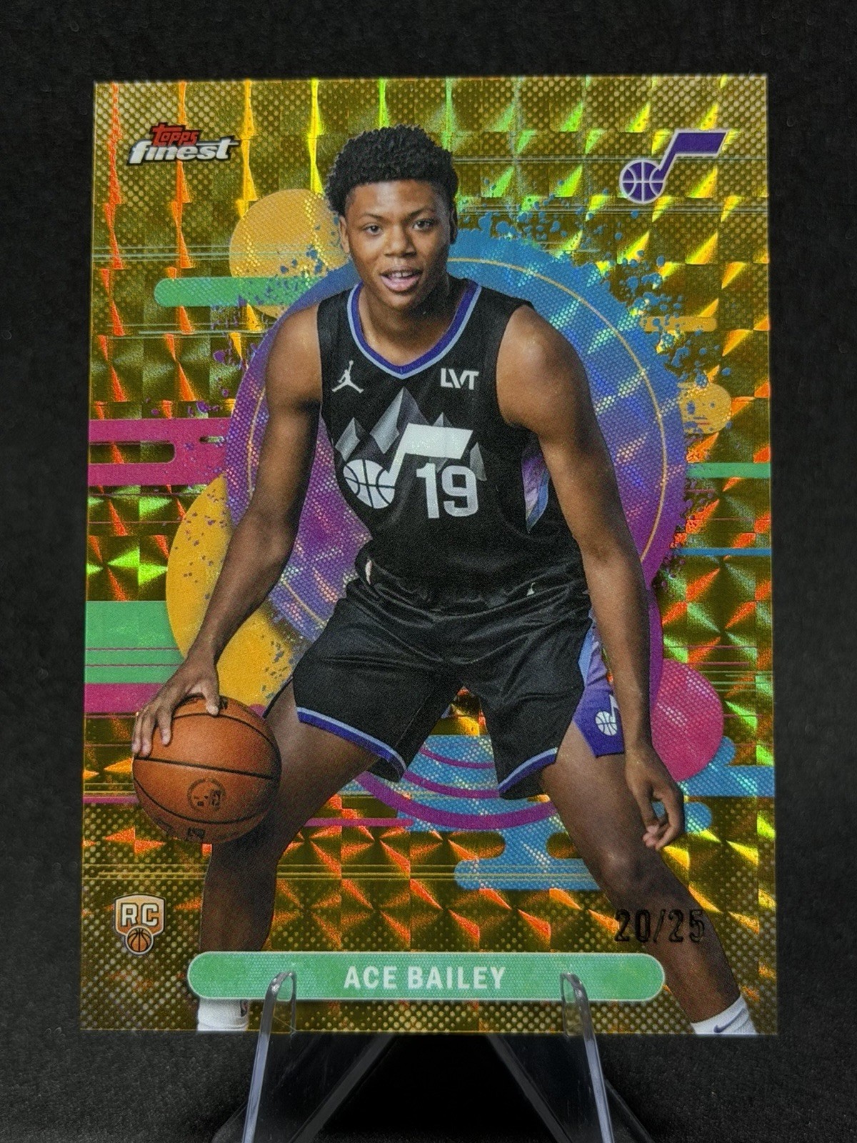 🔥Ace Bailey 2025-26 Topps Finest #105 RC Rookie Uncommon Gold Geometric /25