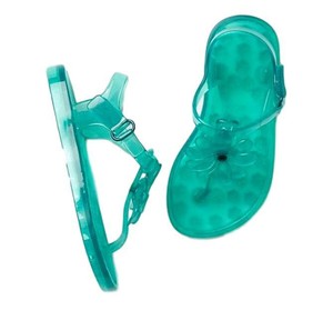gap jelly sandals