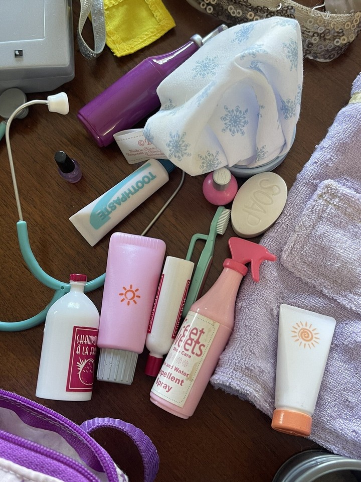 HUGE Lot 18” Doll OUR GENERATION Clothes Shoes Accessories fits