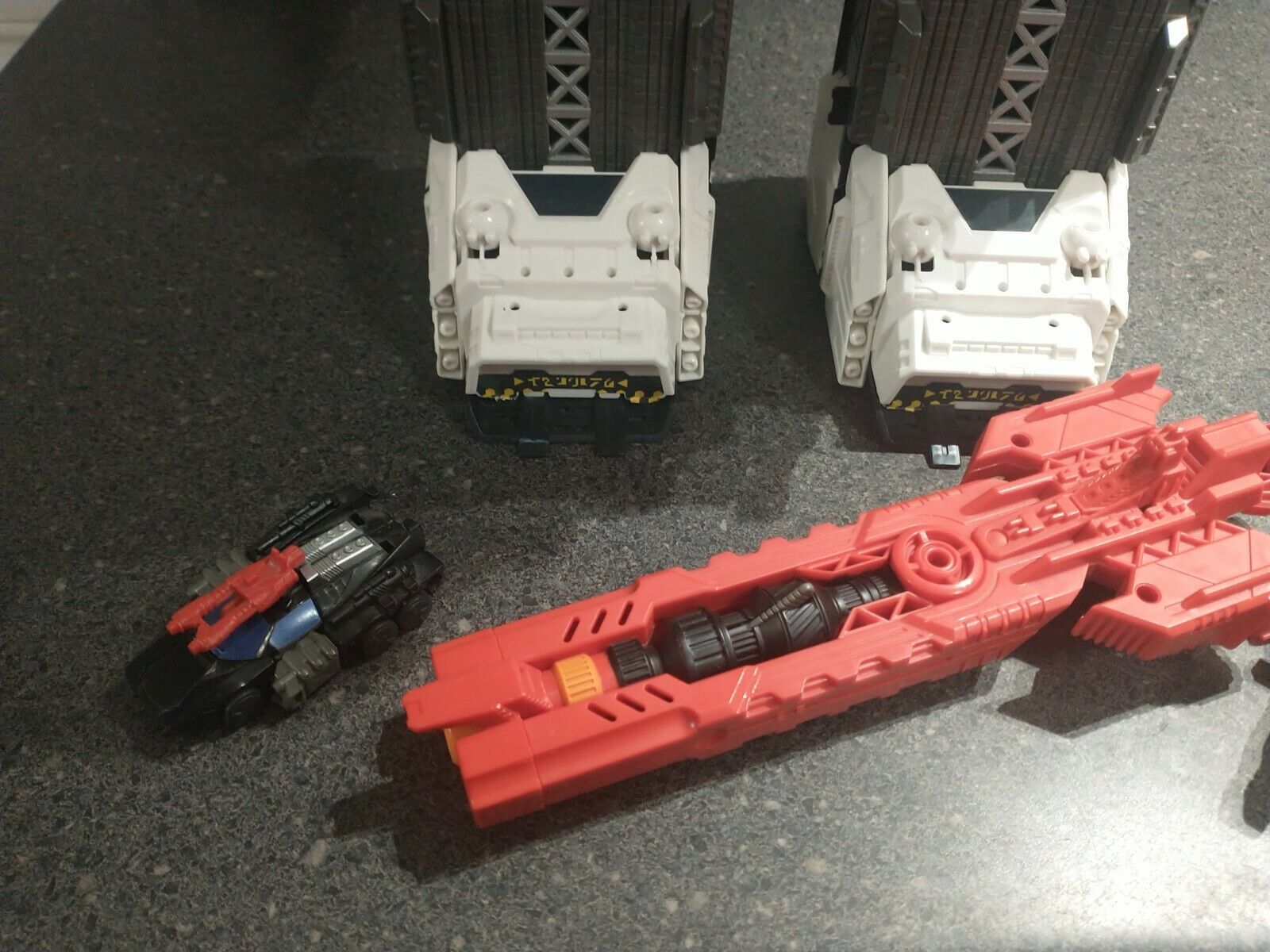 Picture 2 of 5