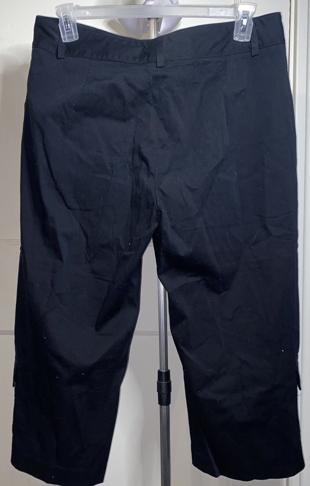 WOMEN'S BRIGGS NEW YORK BLACK CAPRI PANTS SIZE 16 W/a… Gem