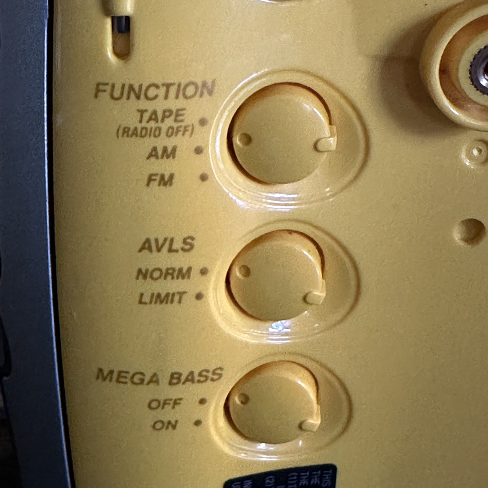 Sony WALKMAN Sports WM-FS111 Portable AM/FM Radio Cassette Player Mega Bass Vtg*