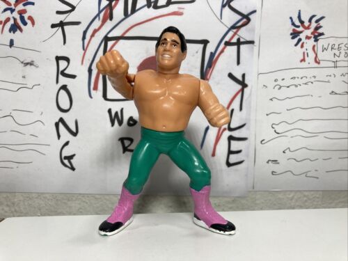 WWF El Matador Tito Santana SERIES 6 Hasbro Wrestl...