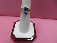 14K Solid Y. Gold Blue Topaz Ring Size 6.25 - 3.94 Grams
