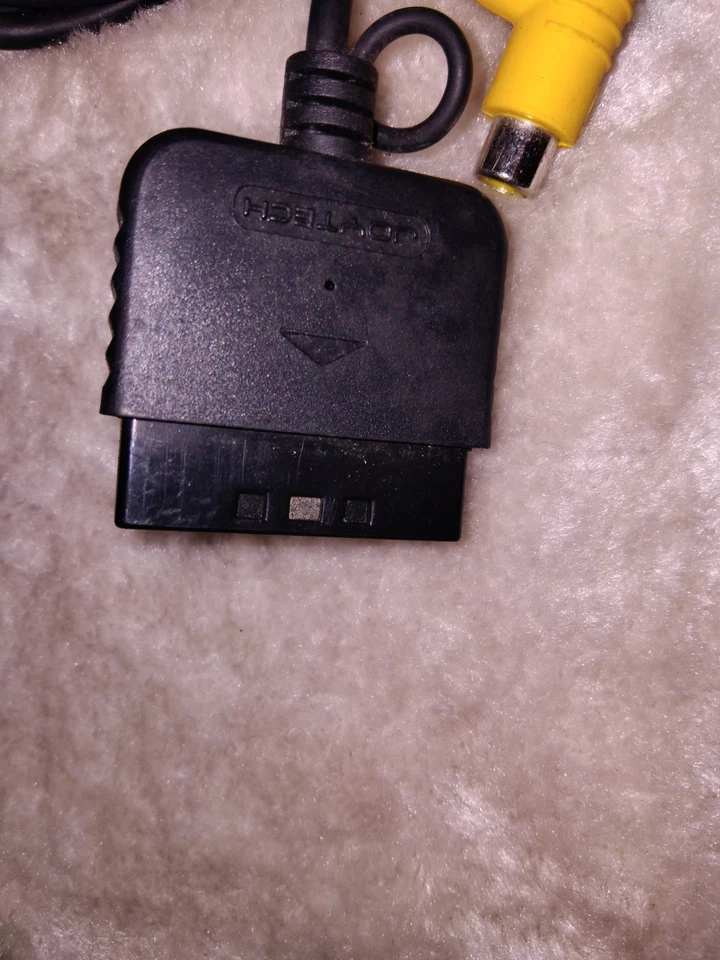 Joytech GunCon Style Light Gun Controller for PlayStation (PS1 / PS2) - Image 3 of 4