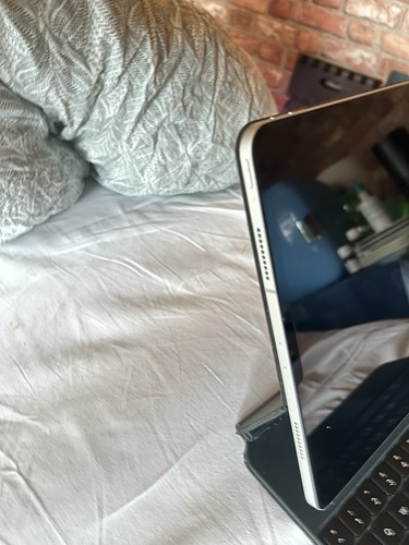 Apple iPad Pro 6. Gen 128GB, Wi-Fi + 5G (Ohne Simlock), 12,9 Zoll - Space Grau - Afbeelding 9 van 17