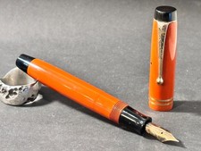 Parker — Duofold Junior Streamline Orange - RESTORED (BFP753) — fountain pen for sale on Nibfolio — photo 2