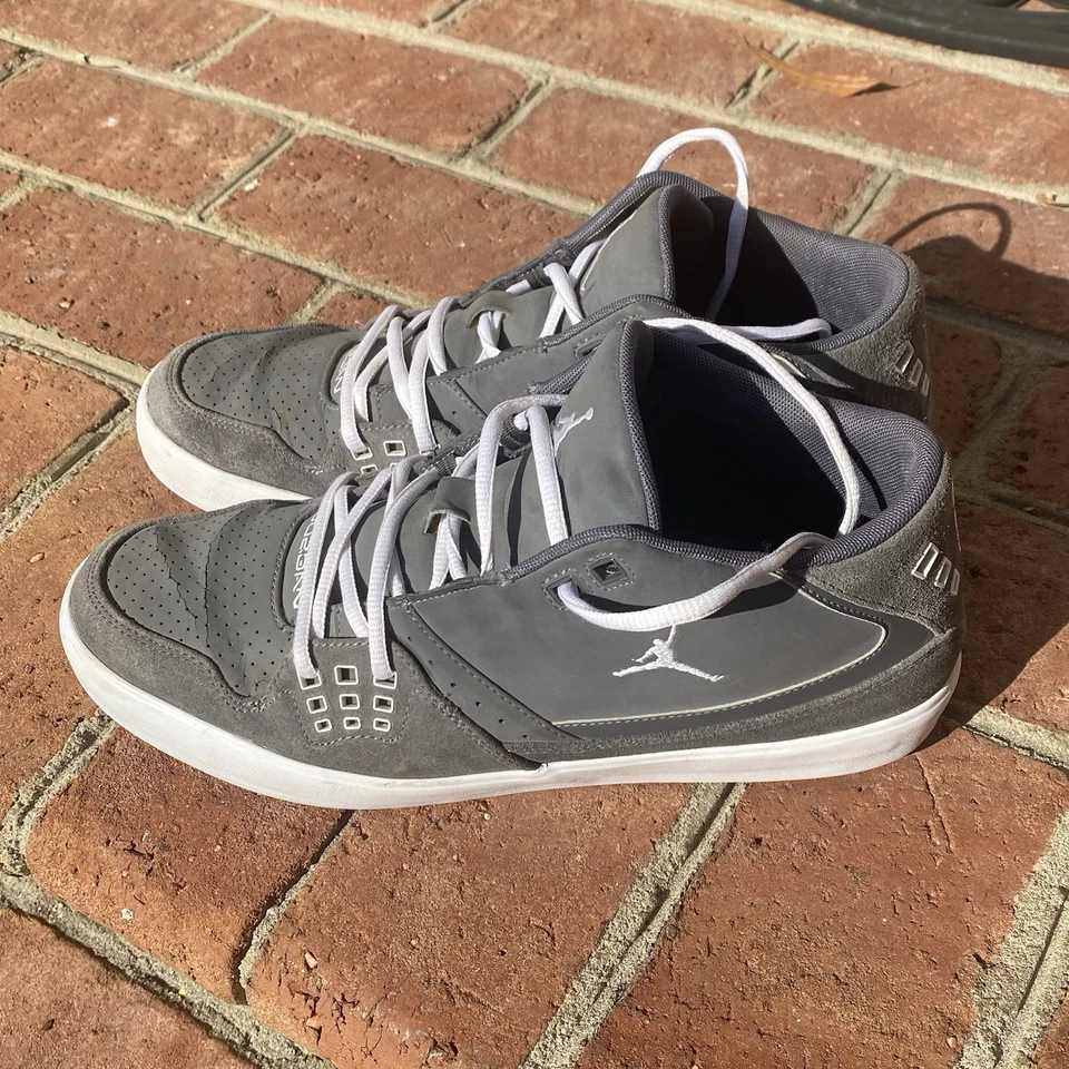 Zapatos deportivos Jordan Flight 23 clásicos grises blancos para hombre talla 11 ropa de calle Foto 3 de 4