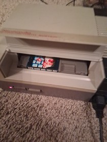 Nintendo NES Juego de Acci&oacute;n Consola Hogar - Gris Dos Mandos Y Super.mario/Pato