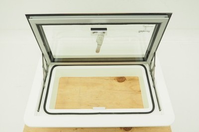 Motorcraft Overland Monsoon Window & Blackout Blind Size E