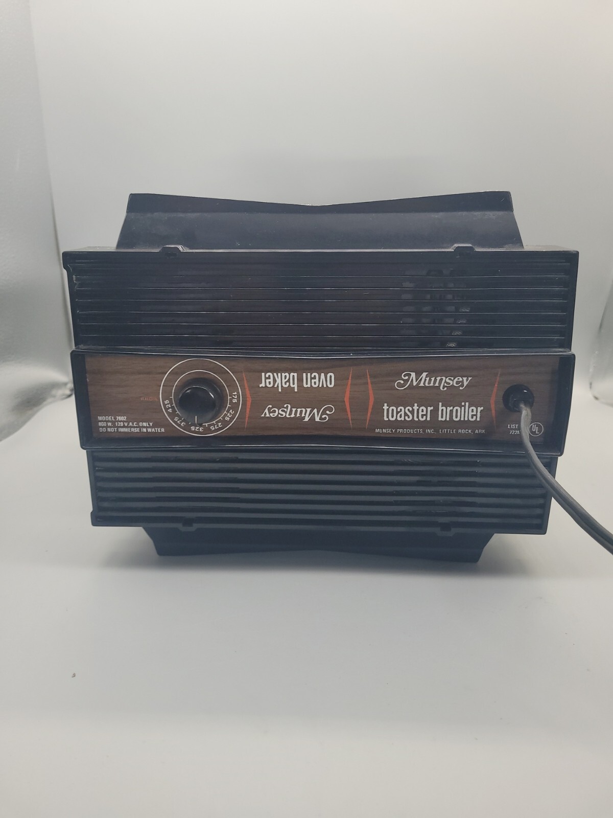 Vintage Munsey Oven Baker / Toaster Broiler Flippable Model 7602 Chrome