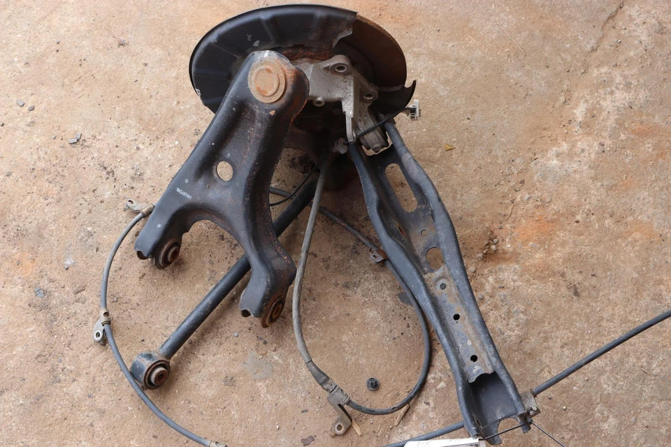 Acura MDX 2014-2016 AWD eje trasero derecho nudillo rueda buje con brazos de control OEM Foto 4 de 4