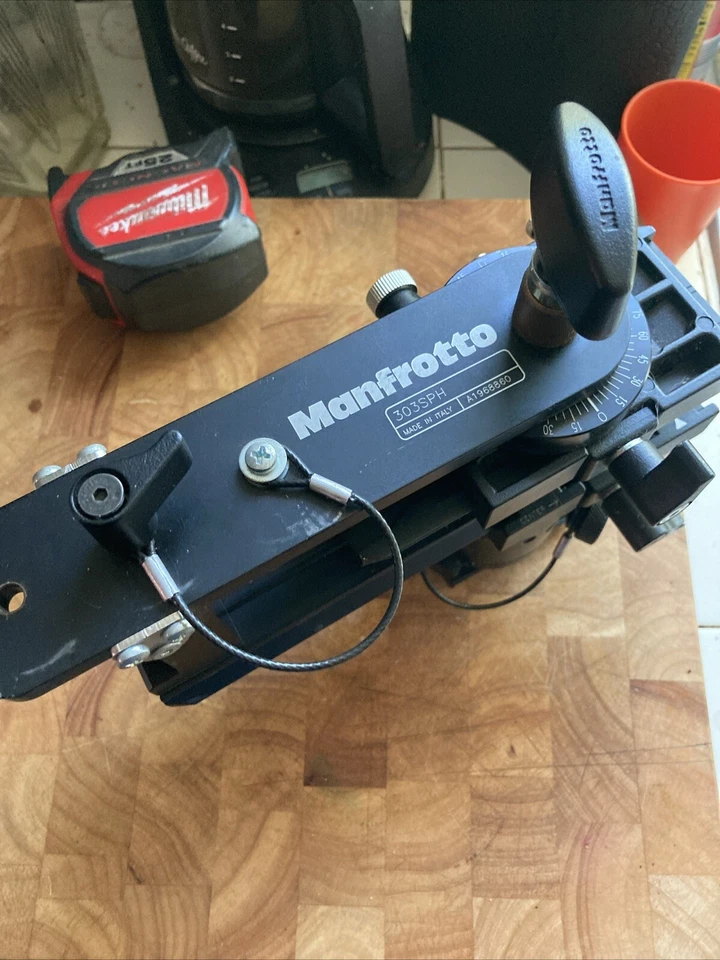 MANFROTTO 303SPH MULTI ROW PANORAMIC TRIPOD HEAD - Image 2 of 4