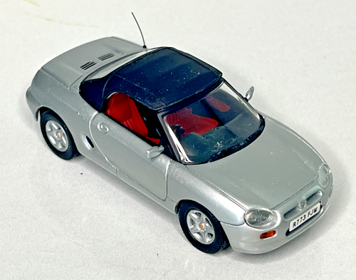 Universal Hobbies 1/43rd Scale 1996 M.G.F. 1.8i - Picture 4 of 8