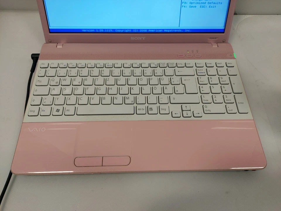 Sony Vaio VPCEB4J1E / PROZESSOR UNBEKANNT/4GB RAM / DEFEKT ERSATZTEILE/#T876 - Bild 3 von 4