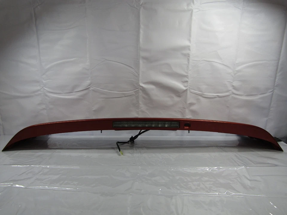 Alerón trasero deportivo Subaru Impreza Outback 2008-2010 rojo OEM Foto 4 de 4