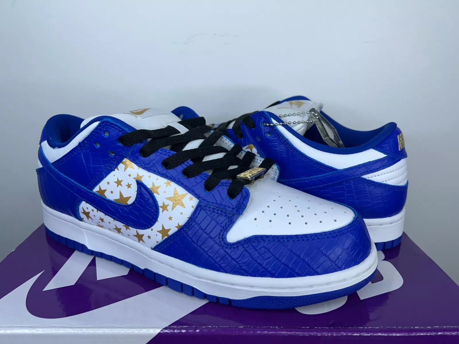 Nike SB Dunk Low OG QS Supreme taille 8 Hyper Royal Stars DH3228 100