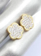 LUXURIOUS 18kt Gold Plated Crystals Encrusted 5 Petal Clover Stud Post Earrings