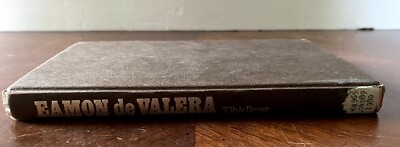 Eamon De Valera (Irish Lives) [Hardcover] Dwyer, T Ryle 