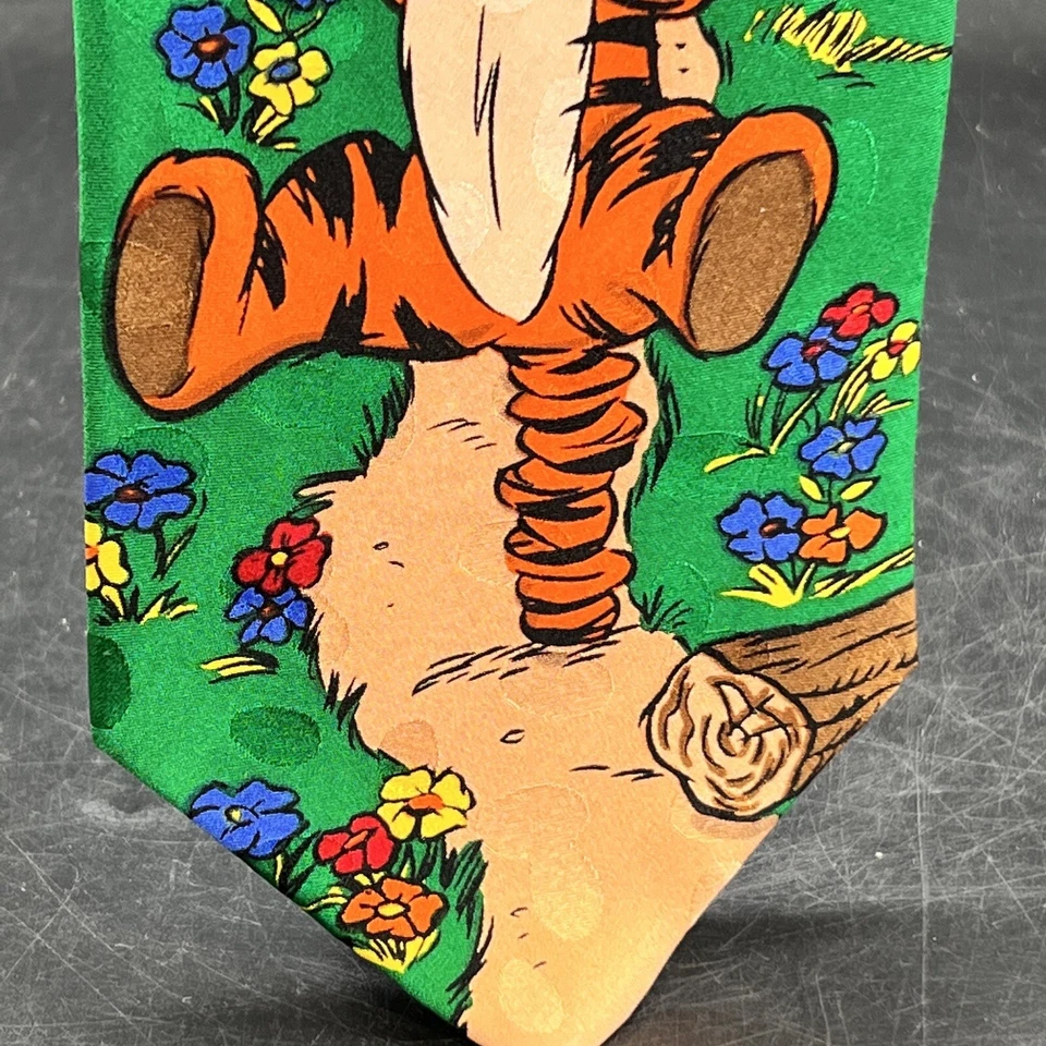 Галстук с тигровым вырезом 100% шелк магазин Disney винтажный редкий кролик сад Пух Канга - Изображение 4 из 4