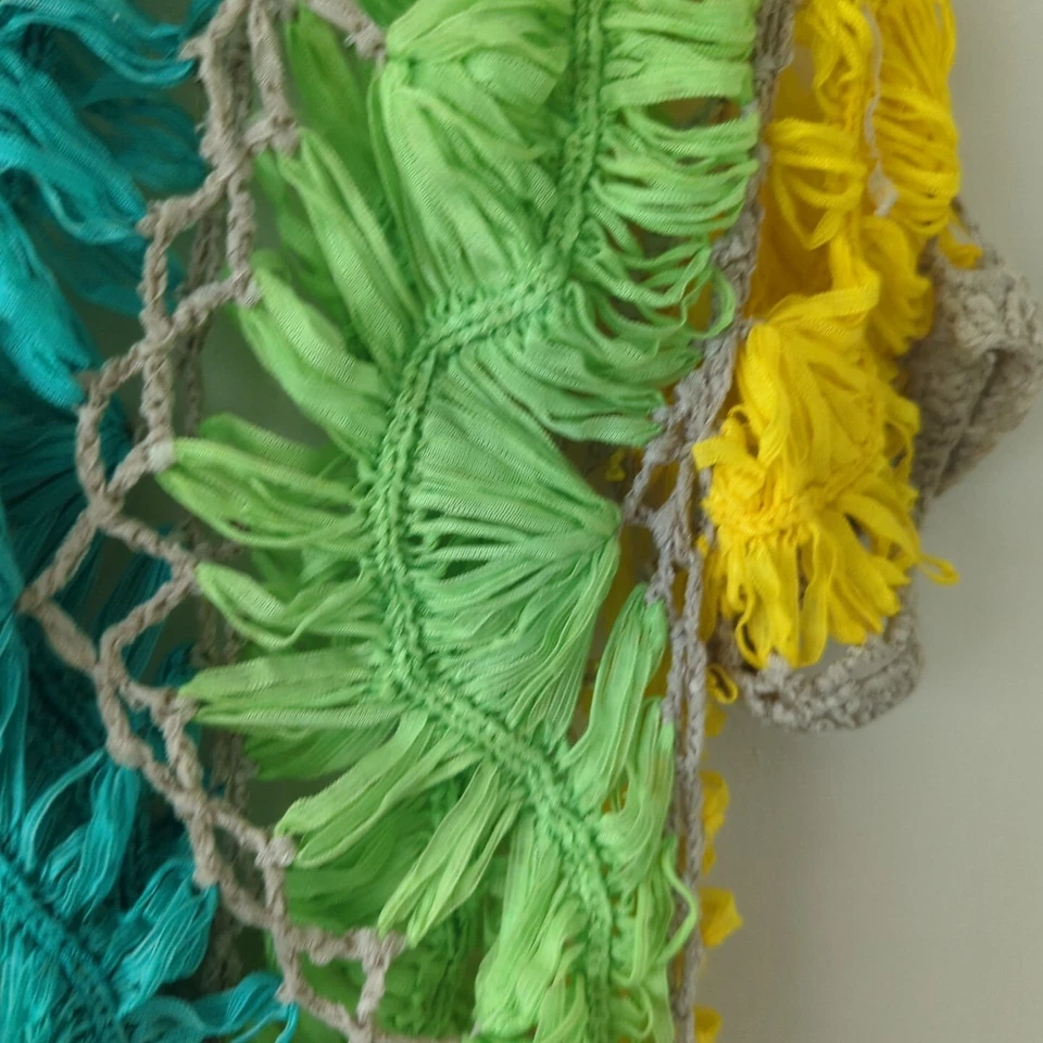 Traje de baño Fever de ganchillo a mano se adapta como mediano playa/piscina/vacaciones Foto 3 de 4