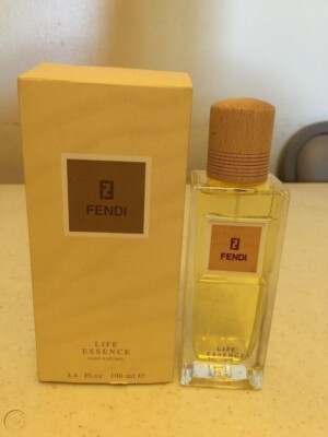 FENDI LIFE ESSENCE オードトワレ 100ml Fendi Life Essence Eau de Toilette - 100 ml (For Men & Women