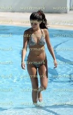 Selena Gomez aktorka piosenkarka celebryta basen bok bikini nadruk fotograficzny 4 " x6 " .