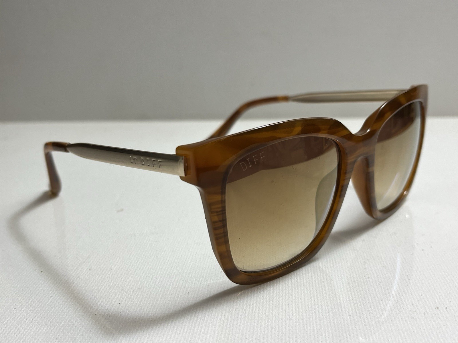 Diff  Eyewear Hailey Tortoise Shell Sunglasses - image 3