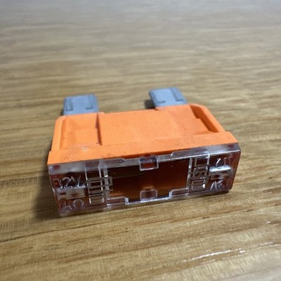 AUDI/VOLKSWAGEN/SEAT/SKODA/ VW 40 Amp Maxi Blade Fuse  N10251901.