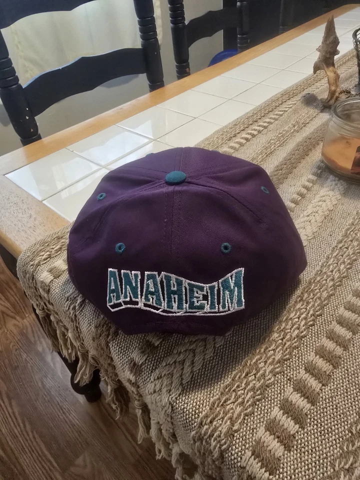 NHL Anaheim Mighty Ducks GCC the Wave Cap Snapback Hockey Hat Vintage 90's Rare - Image 2 of 3