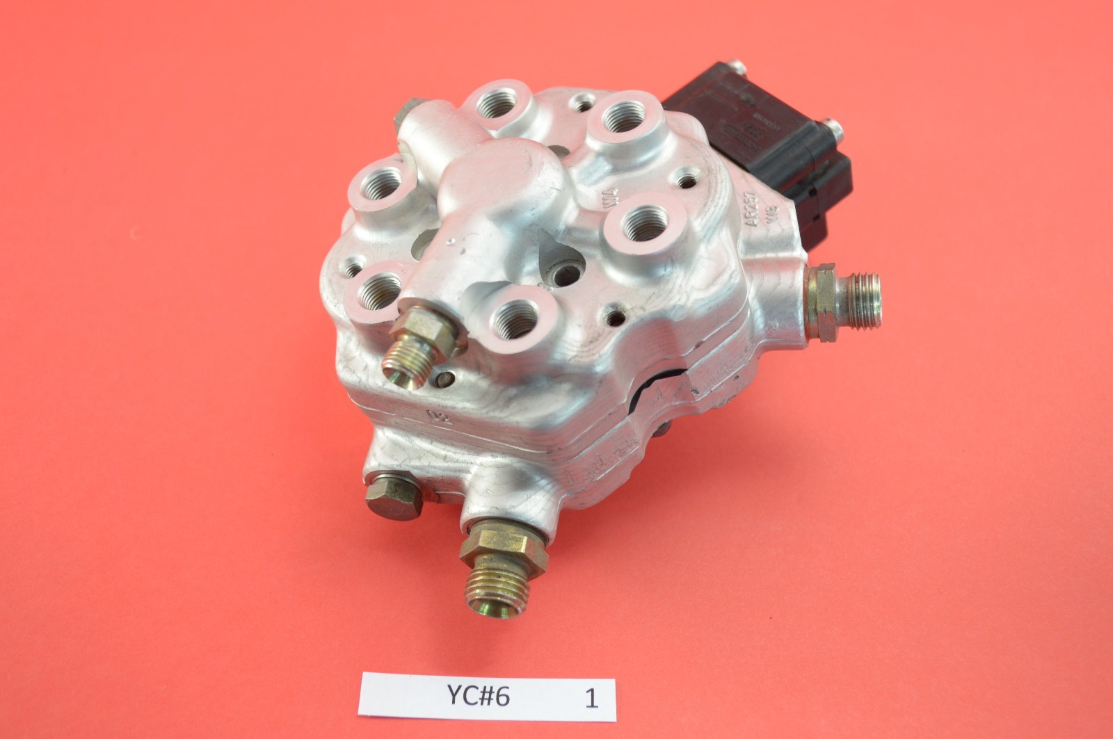 YC 6 Mercedes 300e 260e 190e 300se fuel distributor 6 cylinder 0438101012 OEM eBay